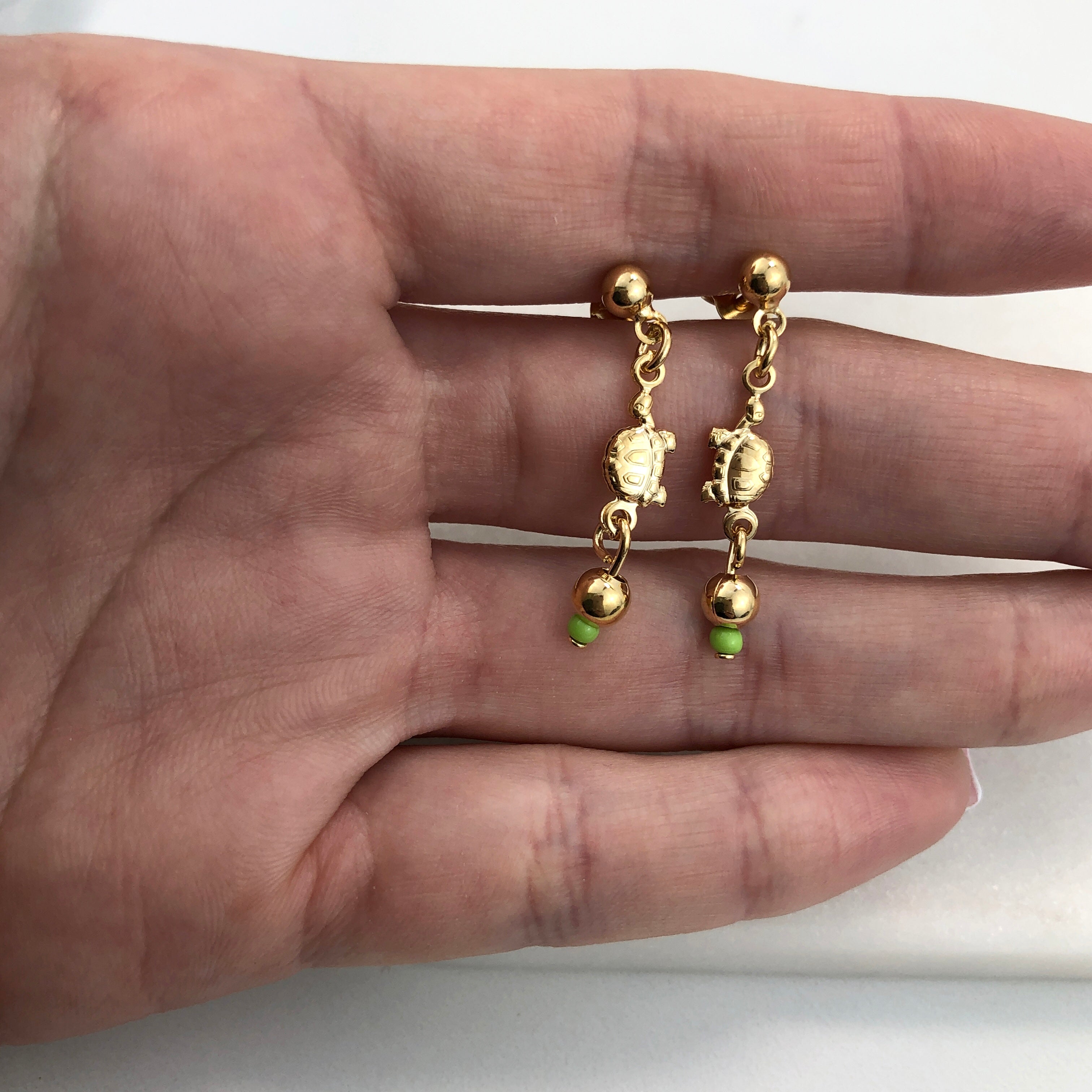 18K Gold Layered Oro Laminado Turtle Design Green Rhinestone Drop Earplugs Kids Earrings Wholesale 21.0440/8