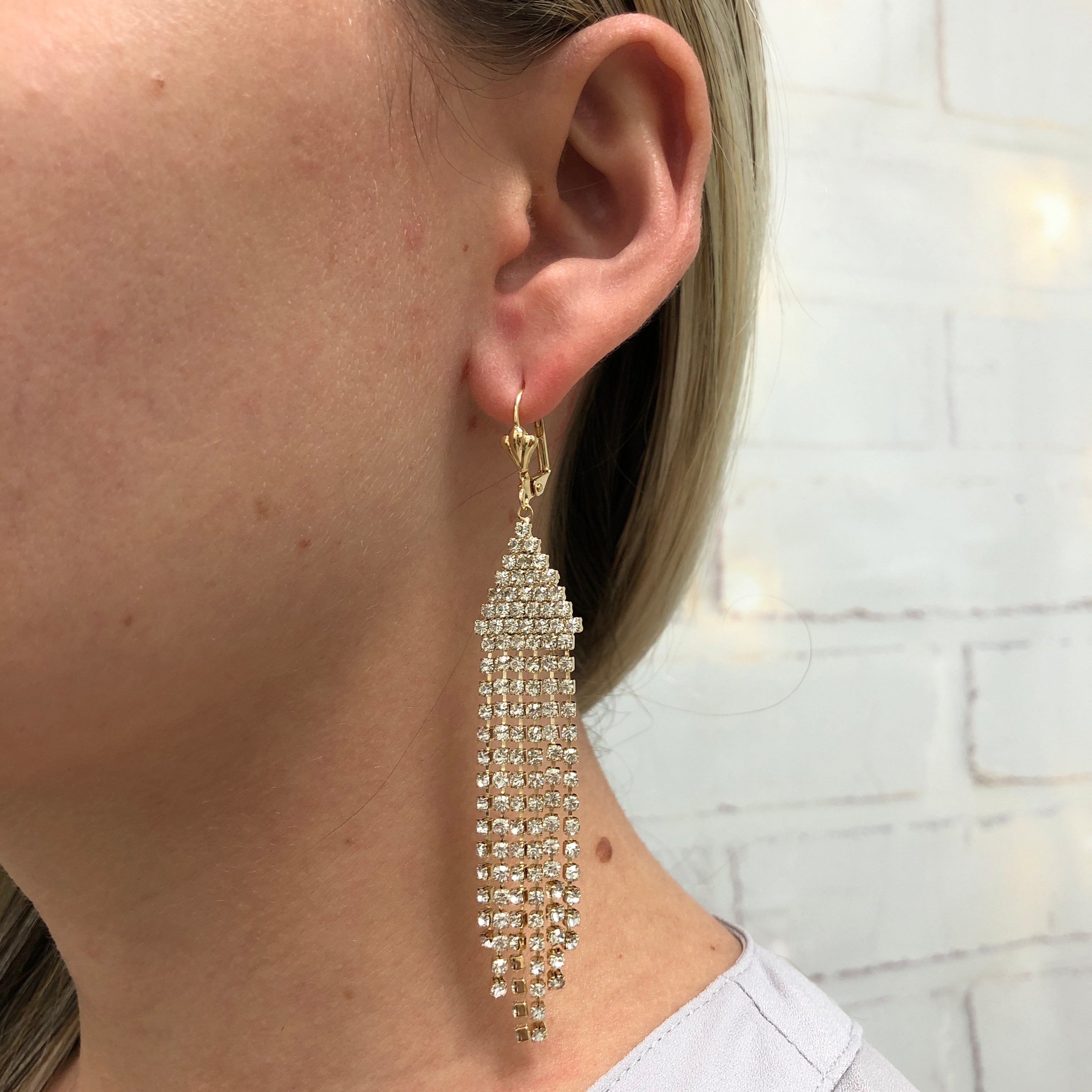 18K Gold Layered Oro Laminado Cubic Zirconia Tassel Fringe Dangle Earrings 21.0031/1