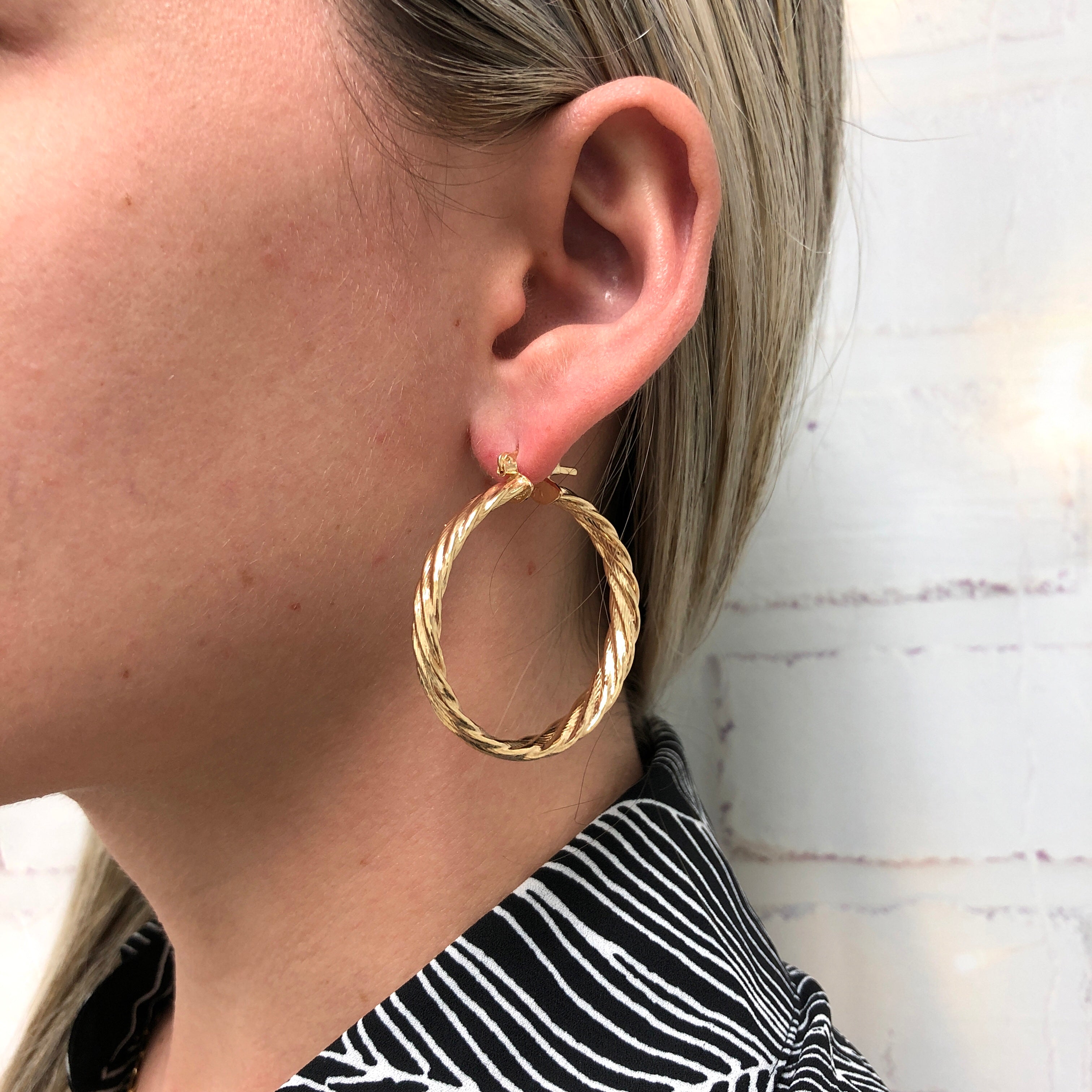 18K Gold Layered Oro Laminado Twist 45mm Hoops Wholesale 21.0062