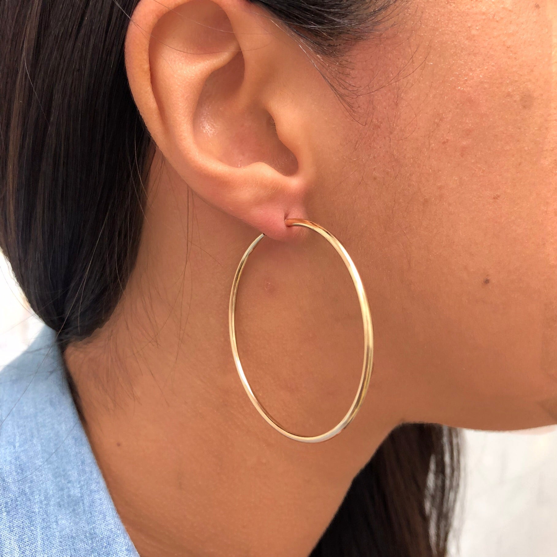 18K Gold Layered Oro Laminado 50mm Endless-Loop Hoops Earrings 21.0098
