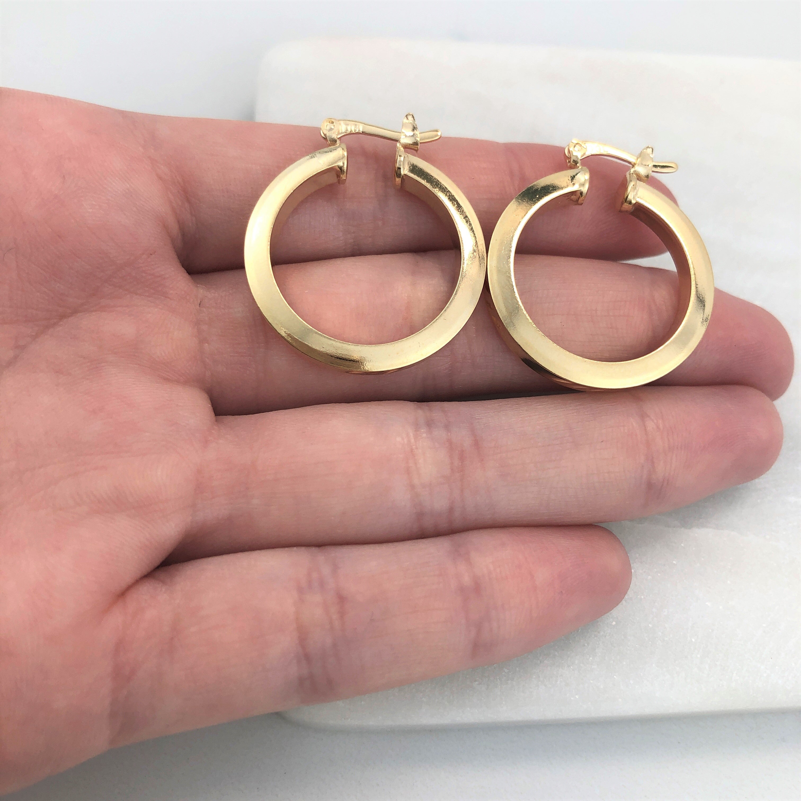 18K Gold Layered Oro Laminado 25 mm Diamond Cutting Finish Cuboid Hoops Wholesale 21.0218