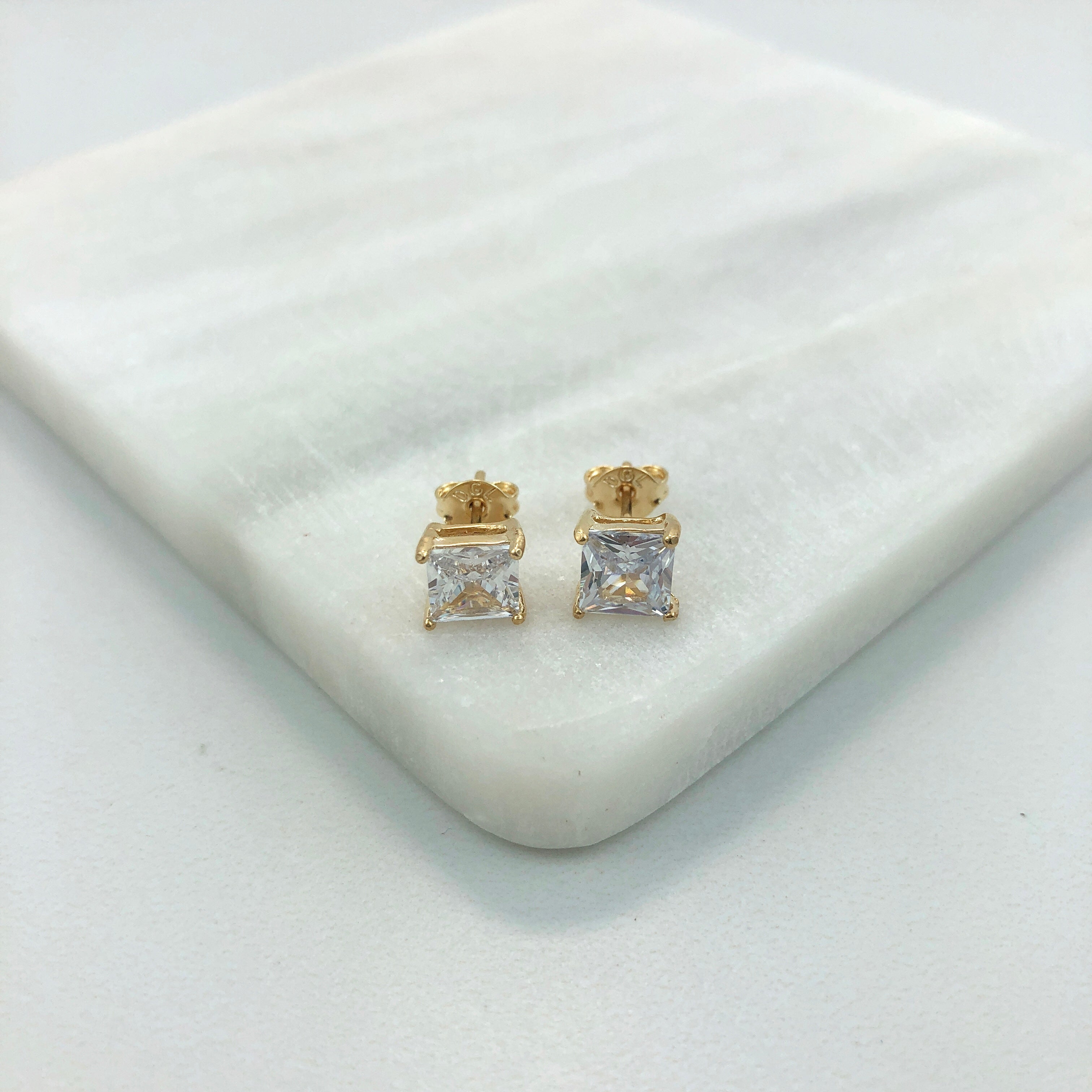 18K Gold Layered Oro Laminado 7mm Clear Rhinestone Square Stud Push Back Earrings 21.0223/1