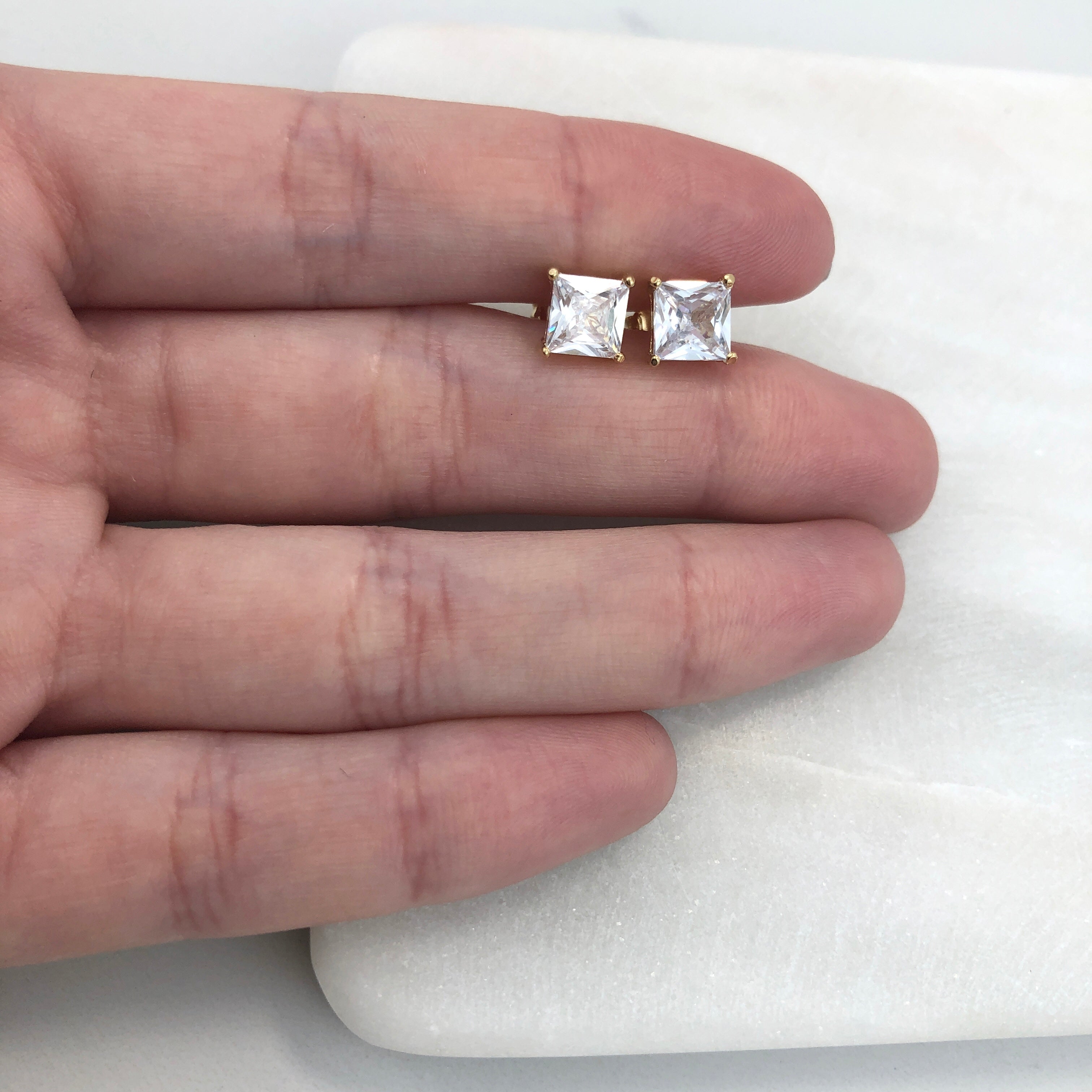 18K Gold Layered Oro Laminado 7mm Clear Rhinestone Square Stud Push Back Earrings 21.0223/1