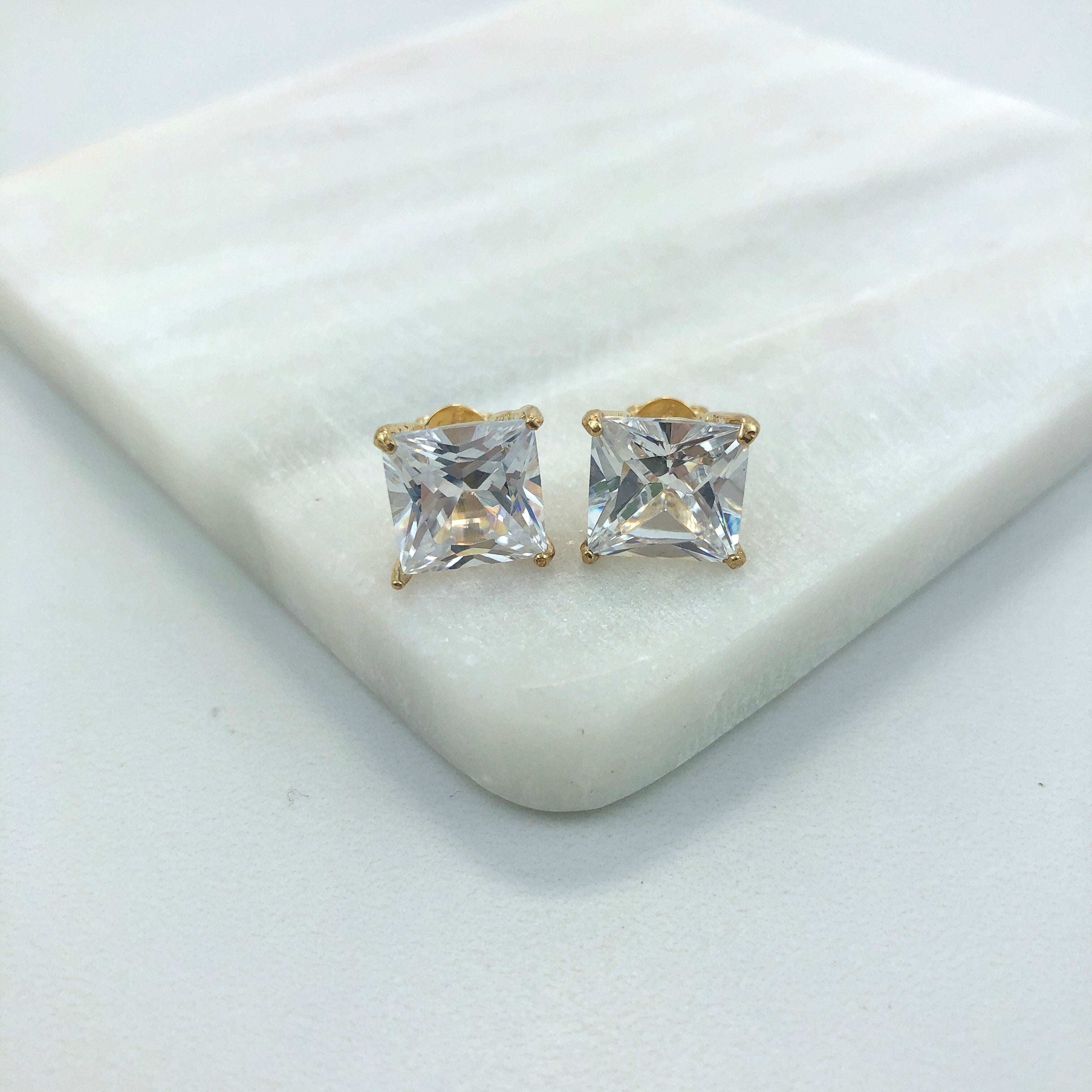 18K Gold Layered Oro Laminado 11 mm Clear Rhinestone Square Stud Push Back Earrings 21.0225/1