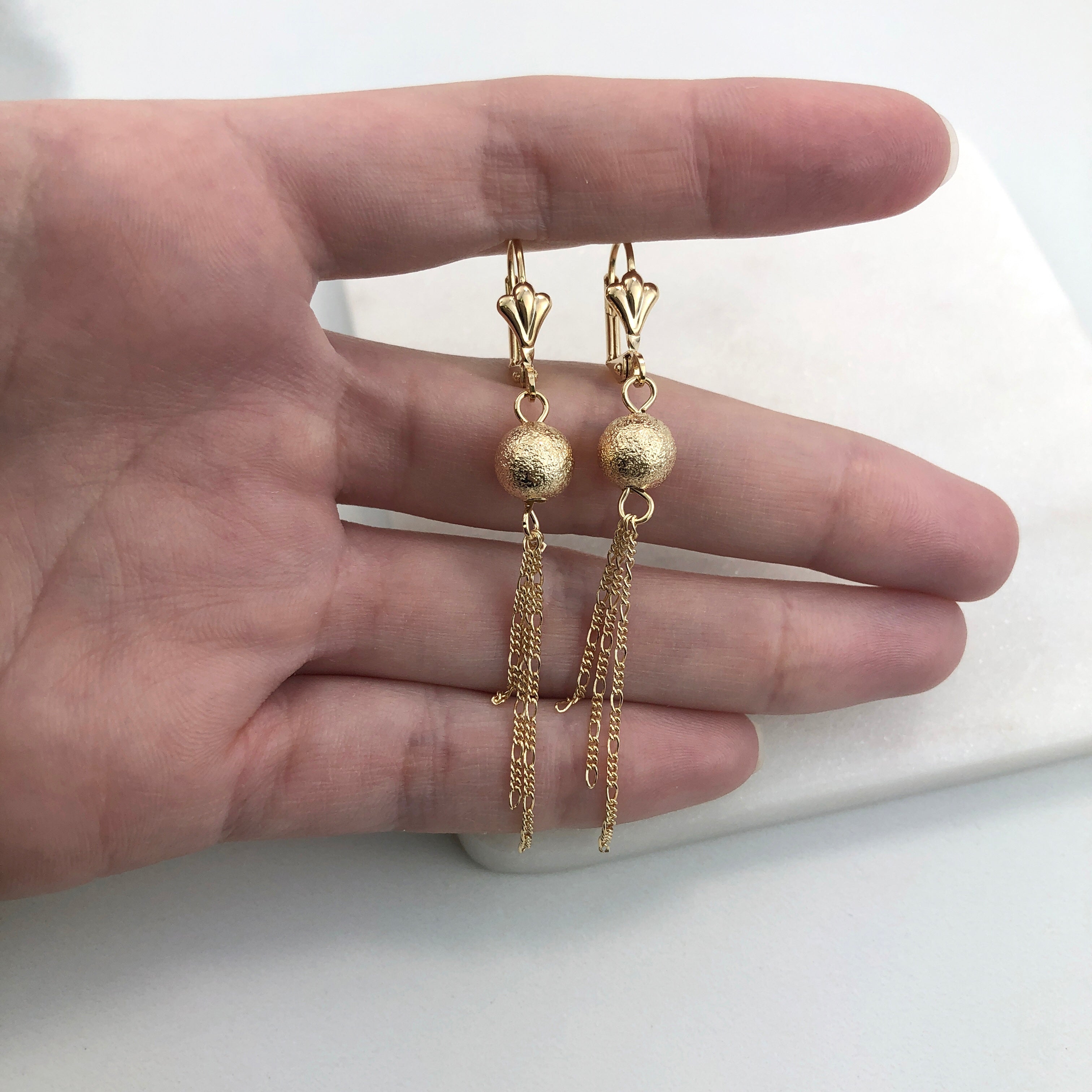 18K Gold Layered Oro Laminado Earring
