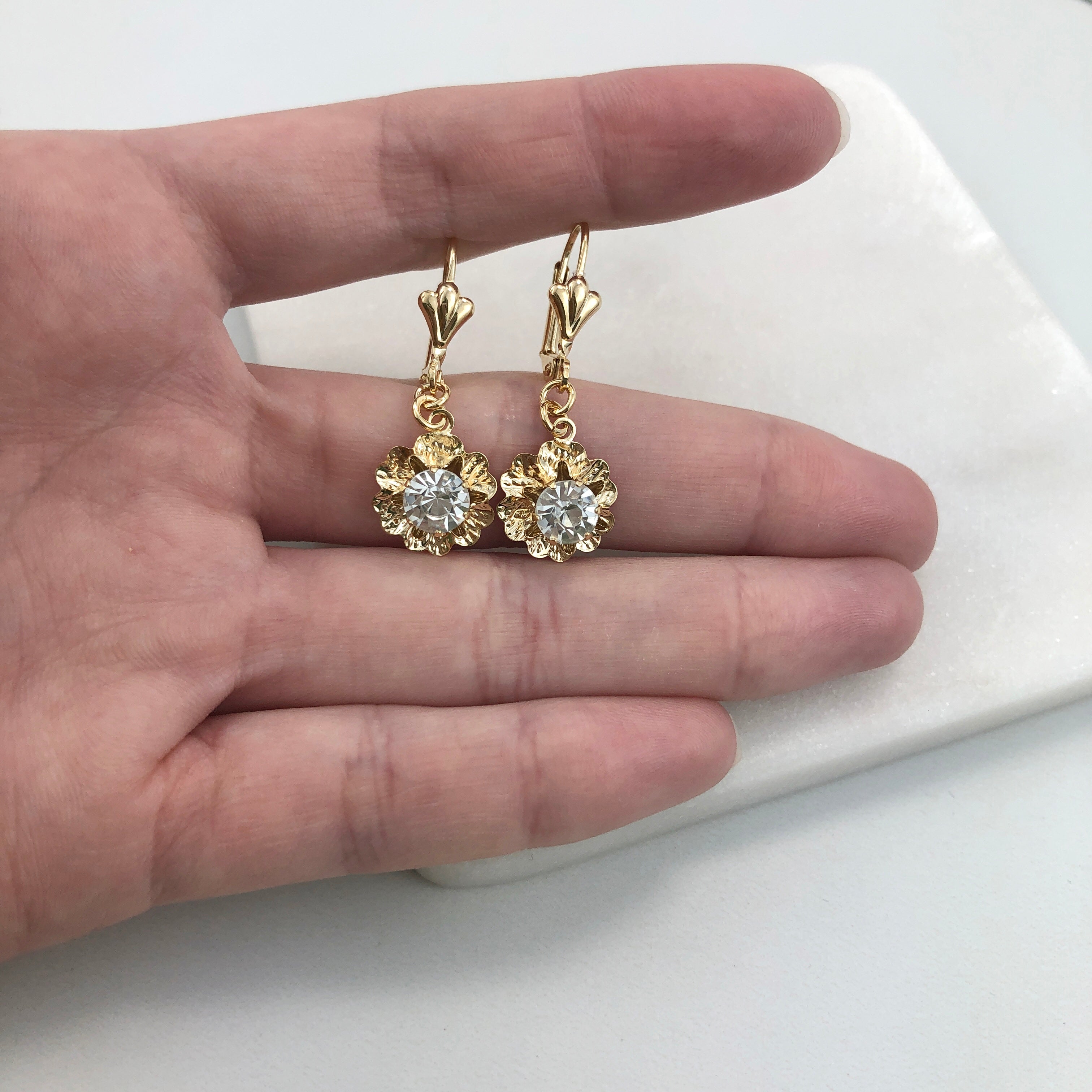 18K Gold Layered Oro Laminado Assorted Rhinestone In Texturized Flower Lever Back