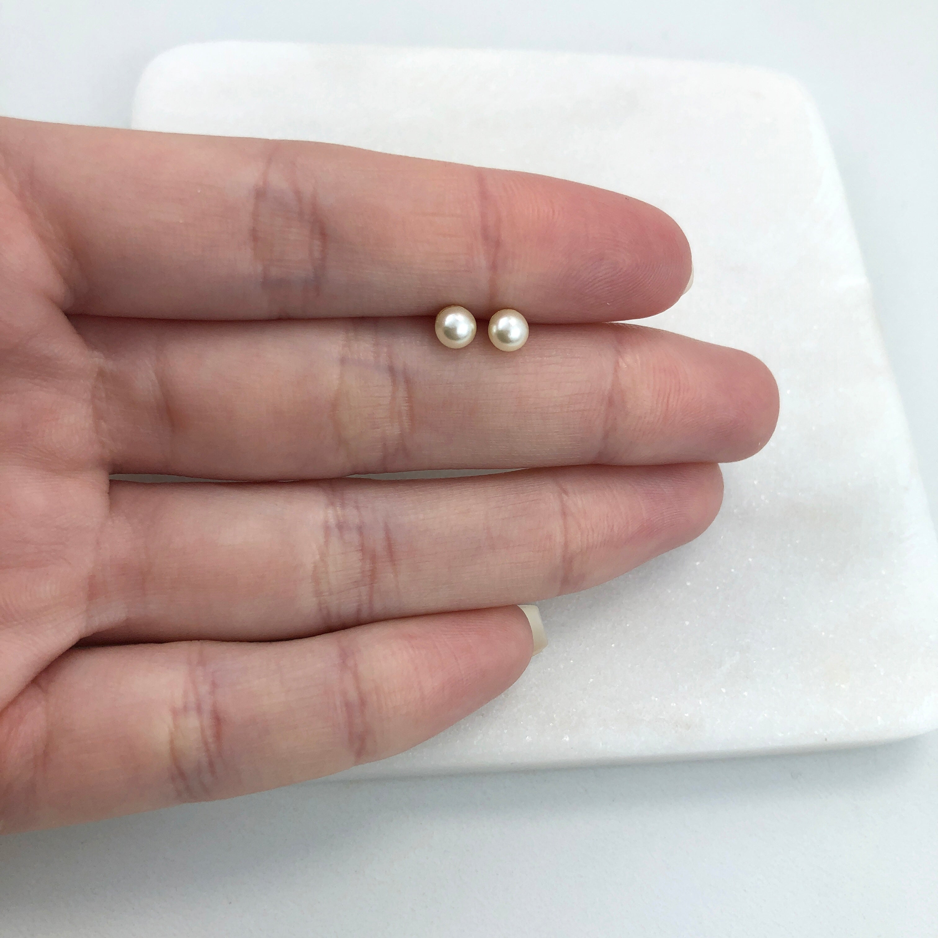18K Gold Layered Oro Laminado Pearl Stud Plugs Kids Earrings Wholesale 21.0907/92