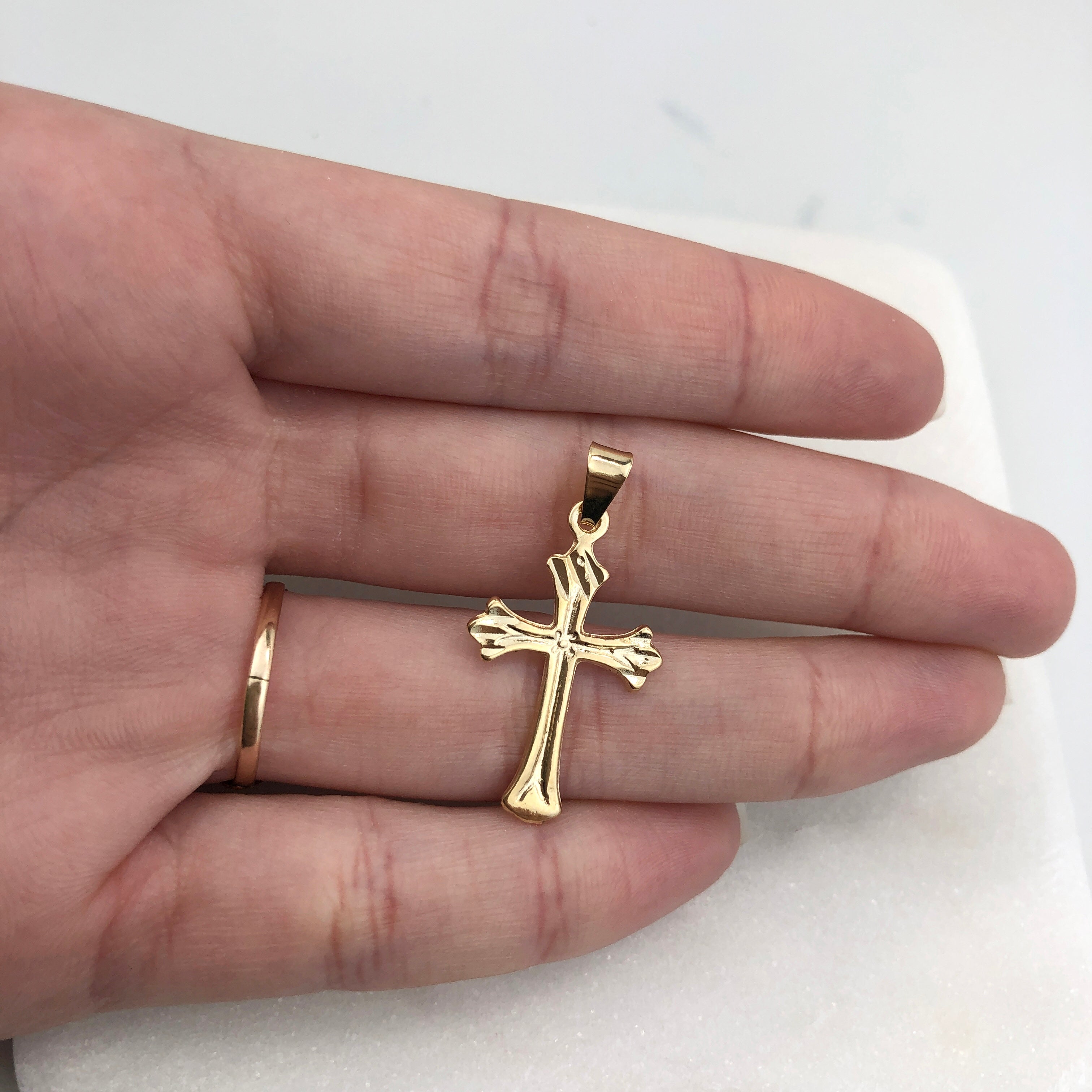 18K Gold Layered Oro Laminado 31mm Holy Cross Pendant 31.0066
