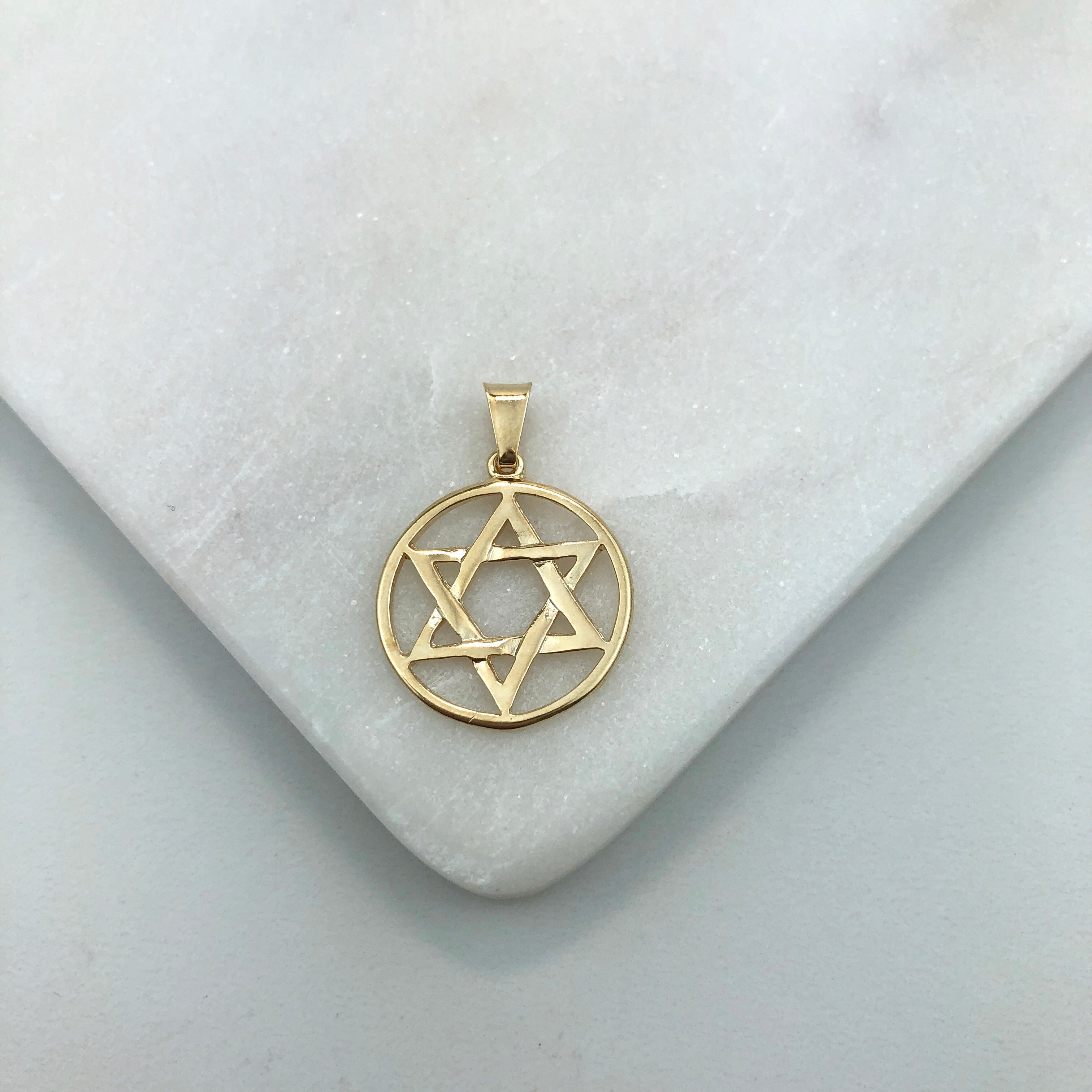 18K Gold Layered Oro Laminado Cut Out Star of David 31.0084