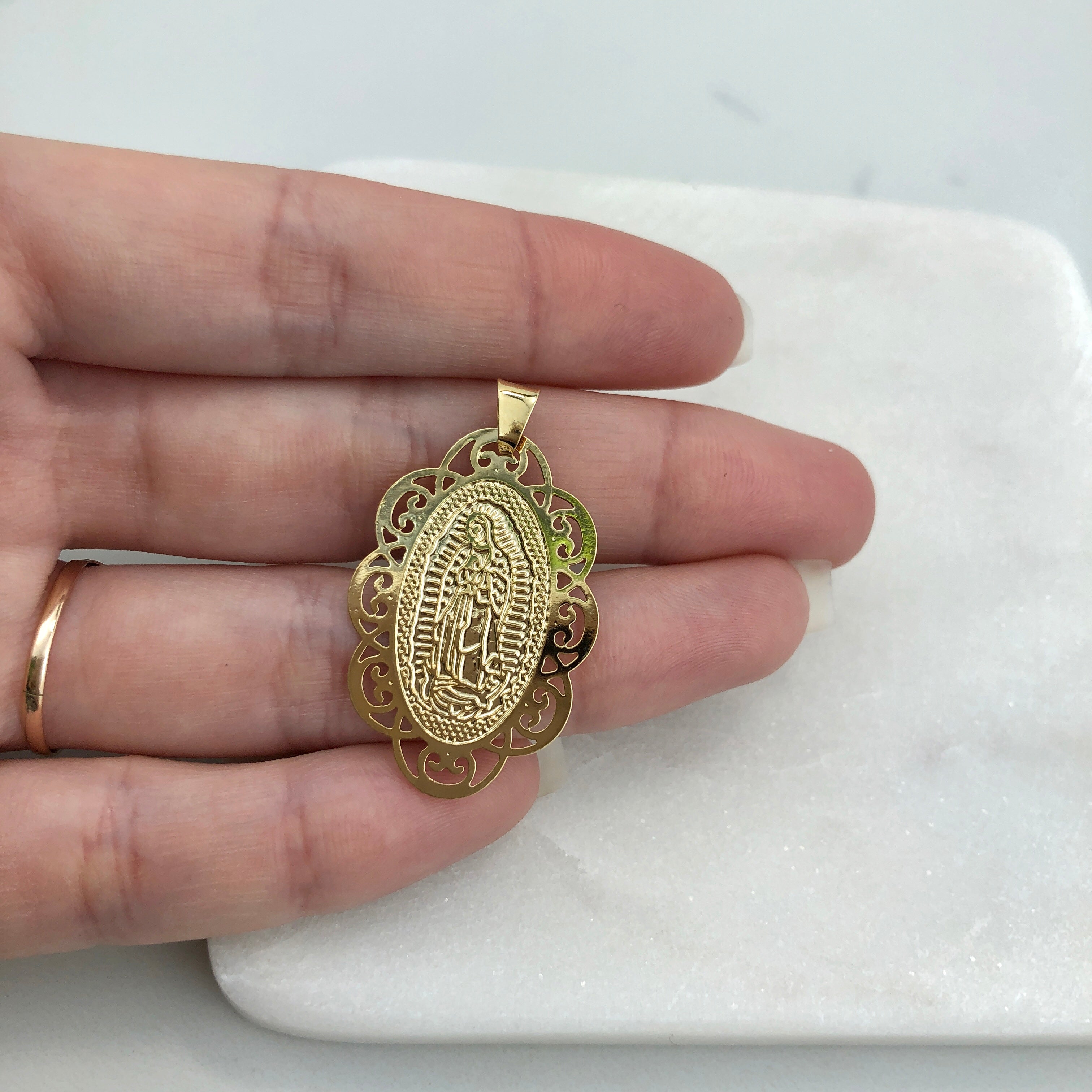 18K Gold Layered Oro Laminado Cut Out Design Our Lady of Guadalupe Medal Pendant 31.0119