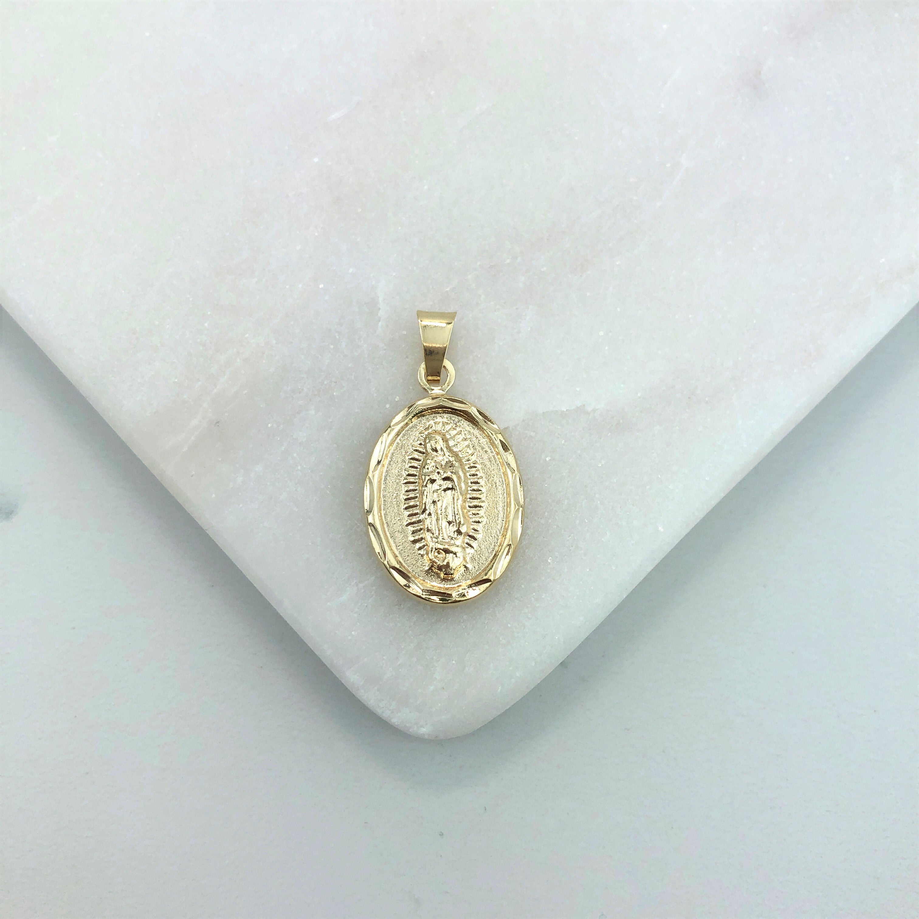 18K Gold Layered Oro Laminado Charm 31.0198