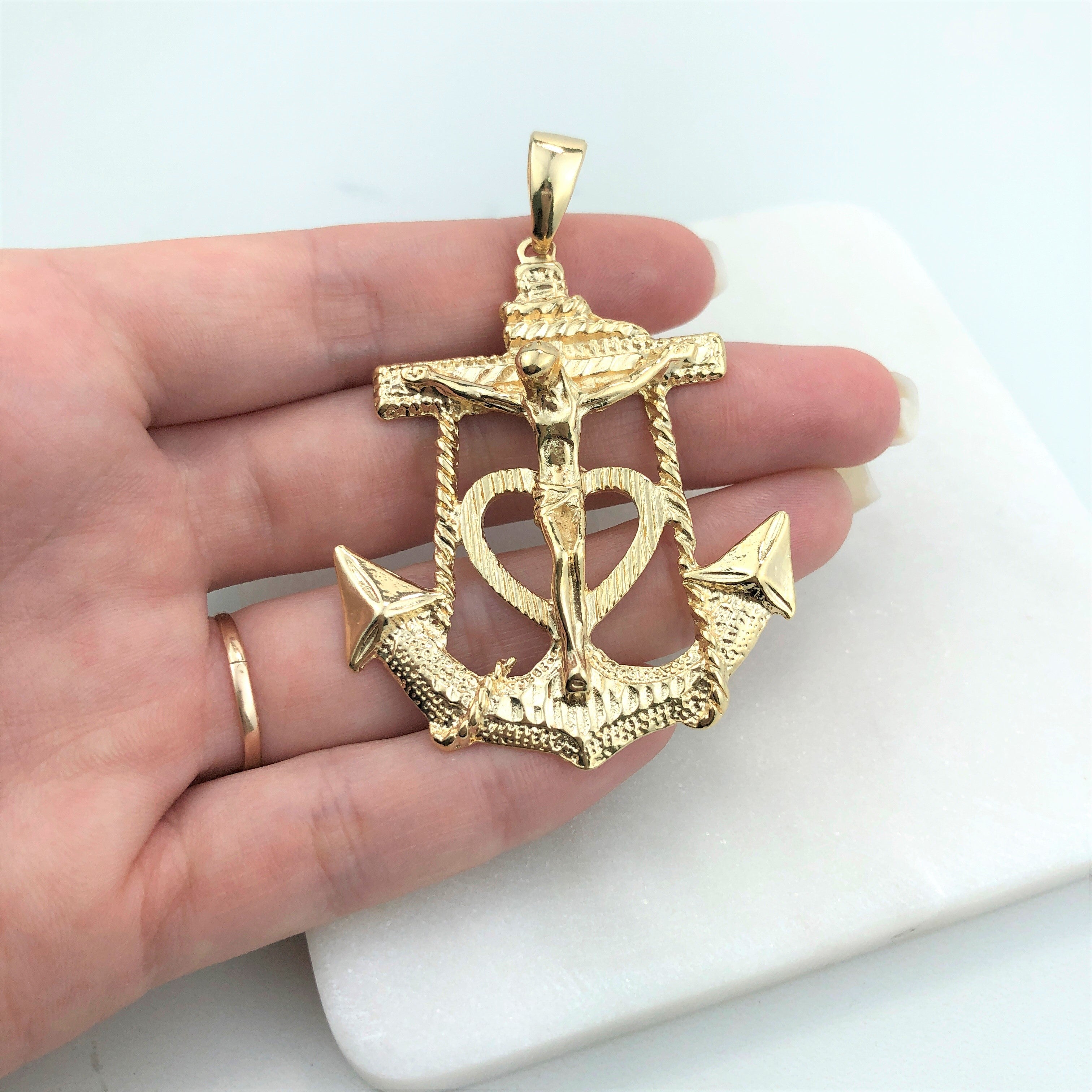 18K Gold Layered Oro Laminado Charm 31.0315
