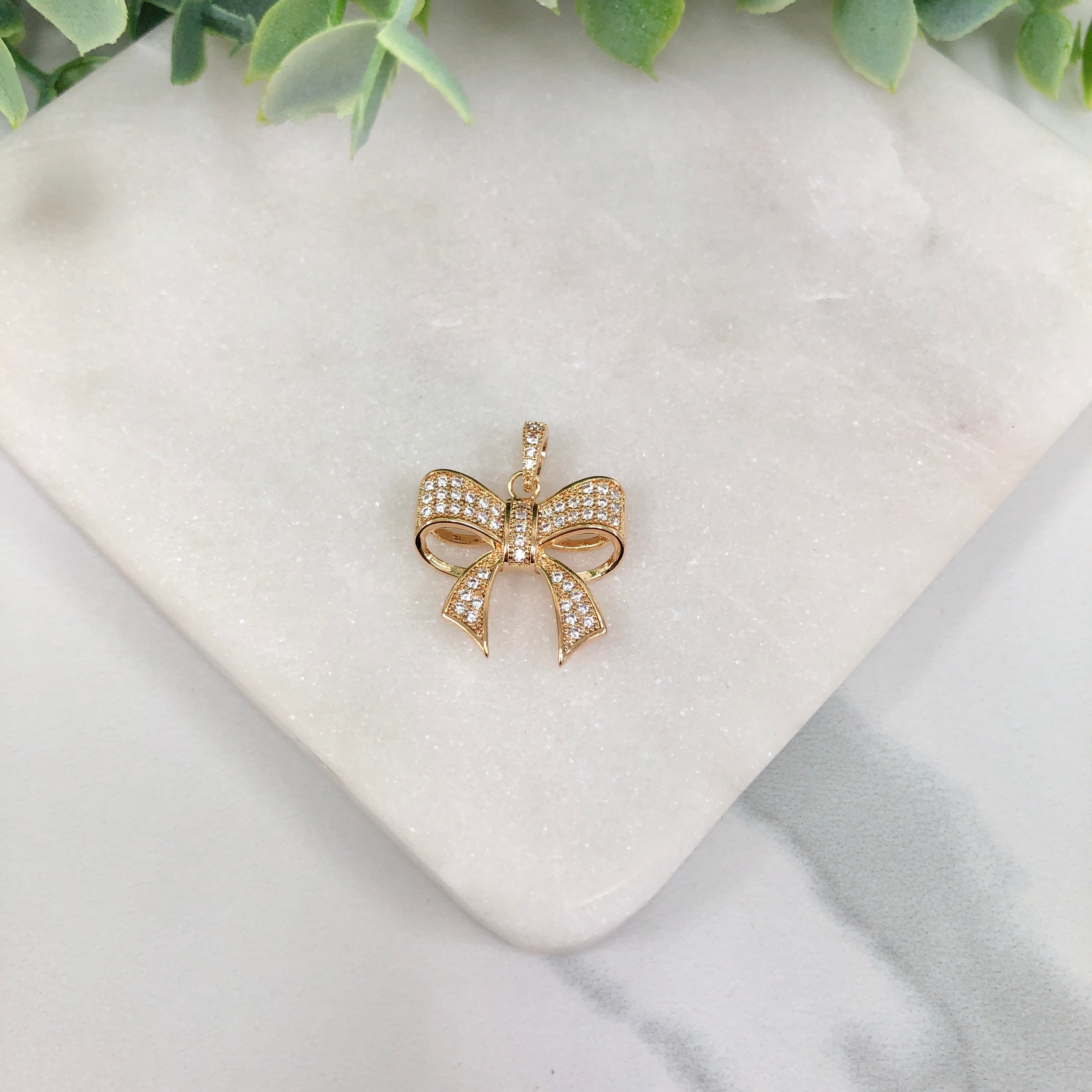 18K Gold Layered Oro Laminado Clear Cubic Zirconia Bow Shape Charm 33.0103