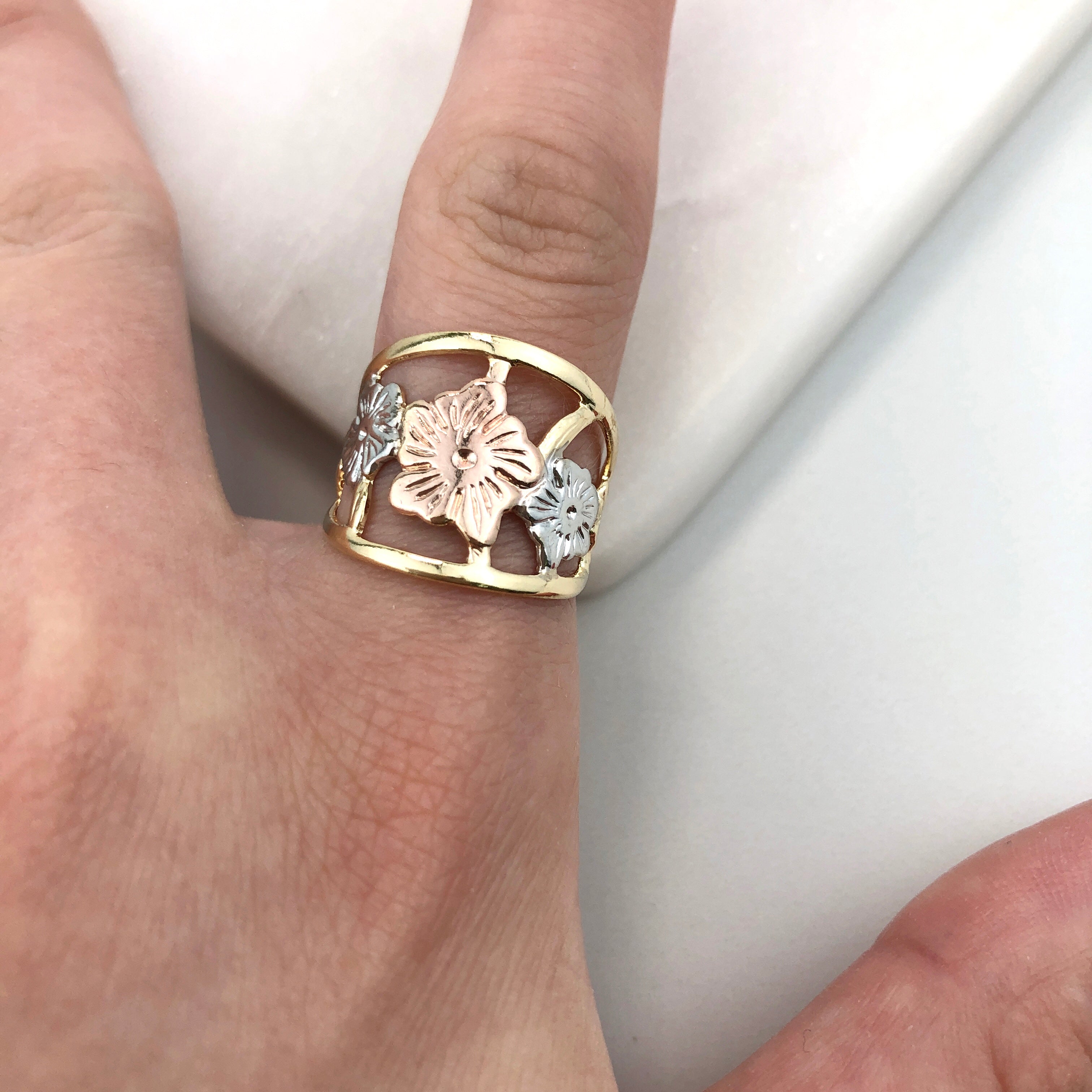 18K Gold Layered Oro Laminado Ring  Split-Shank