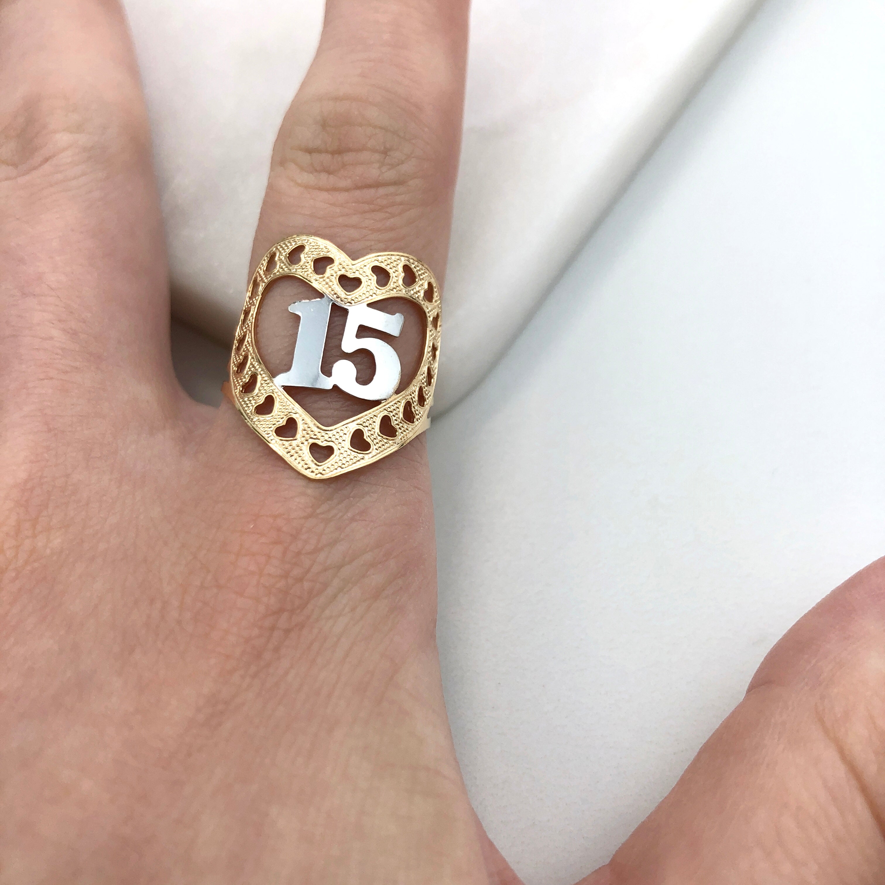 18K Gold Layered Oro Laminado Ring   Heart-shape Style