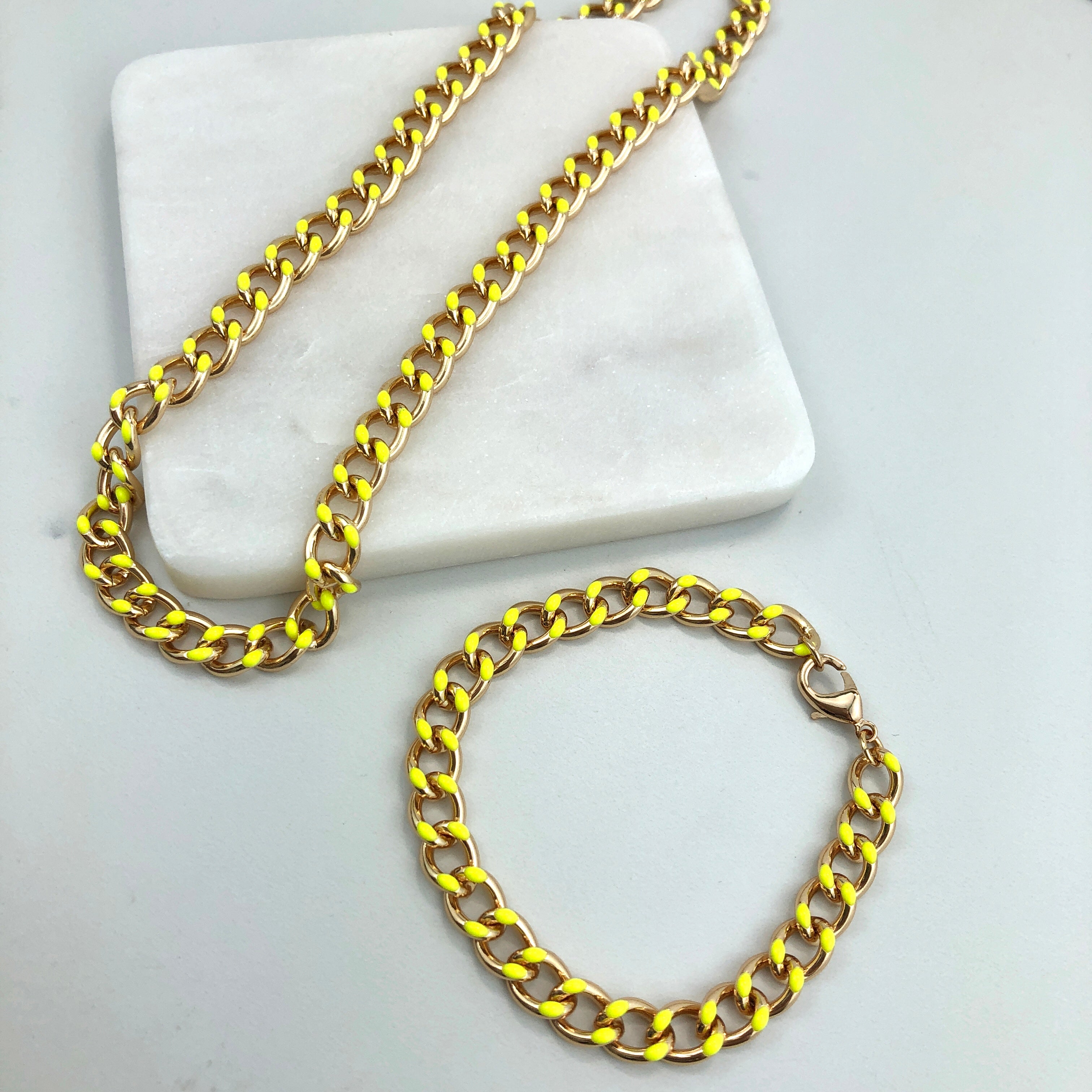 18K Gold Layered Oro Laminado Yellow Enamel Curb Link Chain Bracelet 73.0199-7.5